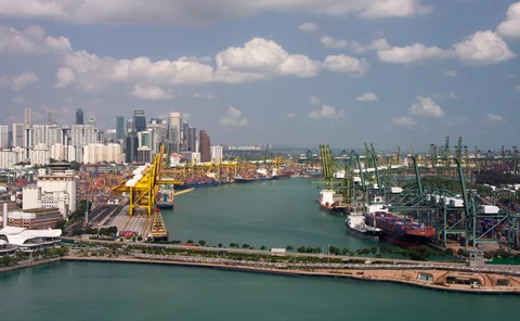 Singapore-harbour