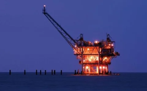 oil-rig-lights