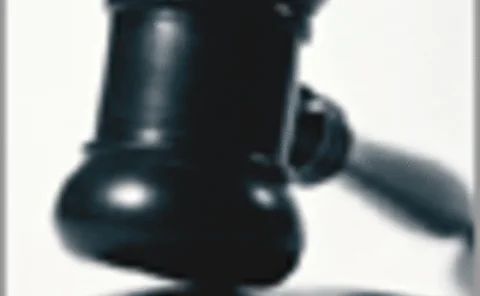 pg4-gavel-gif