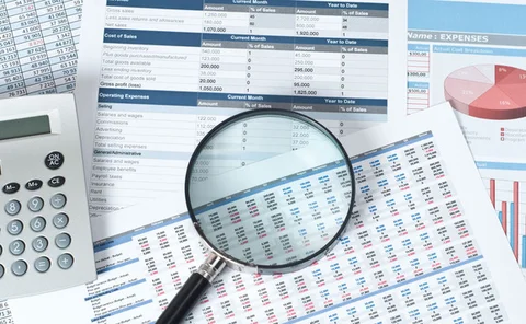 Oil rout sharpens energy companies' focus on credit risk 