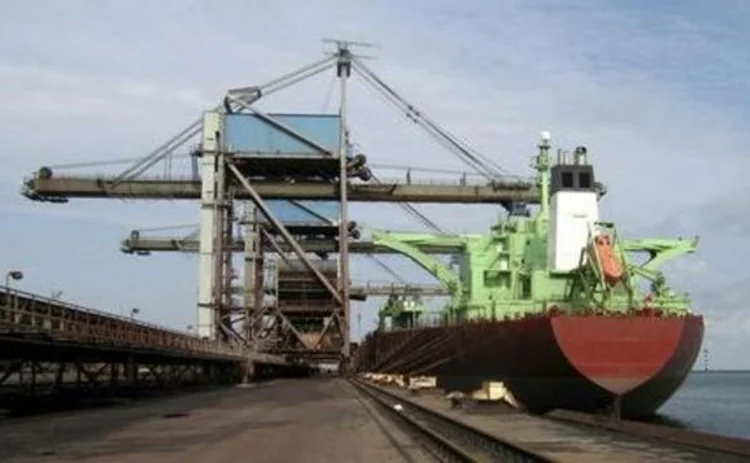 Drydock ship