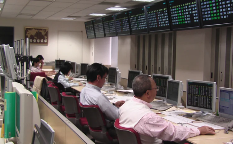 Tocom trading room